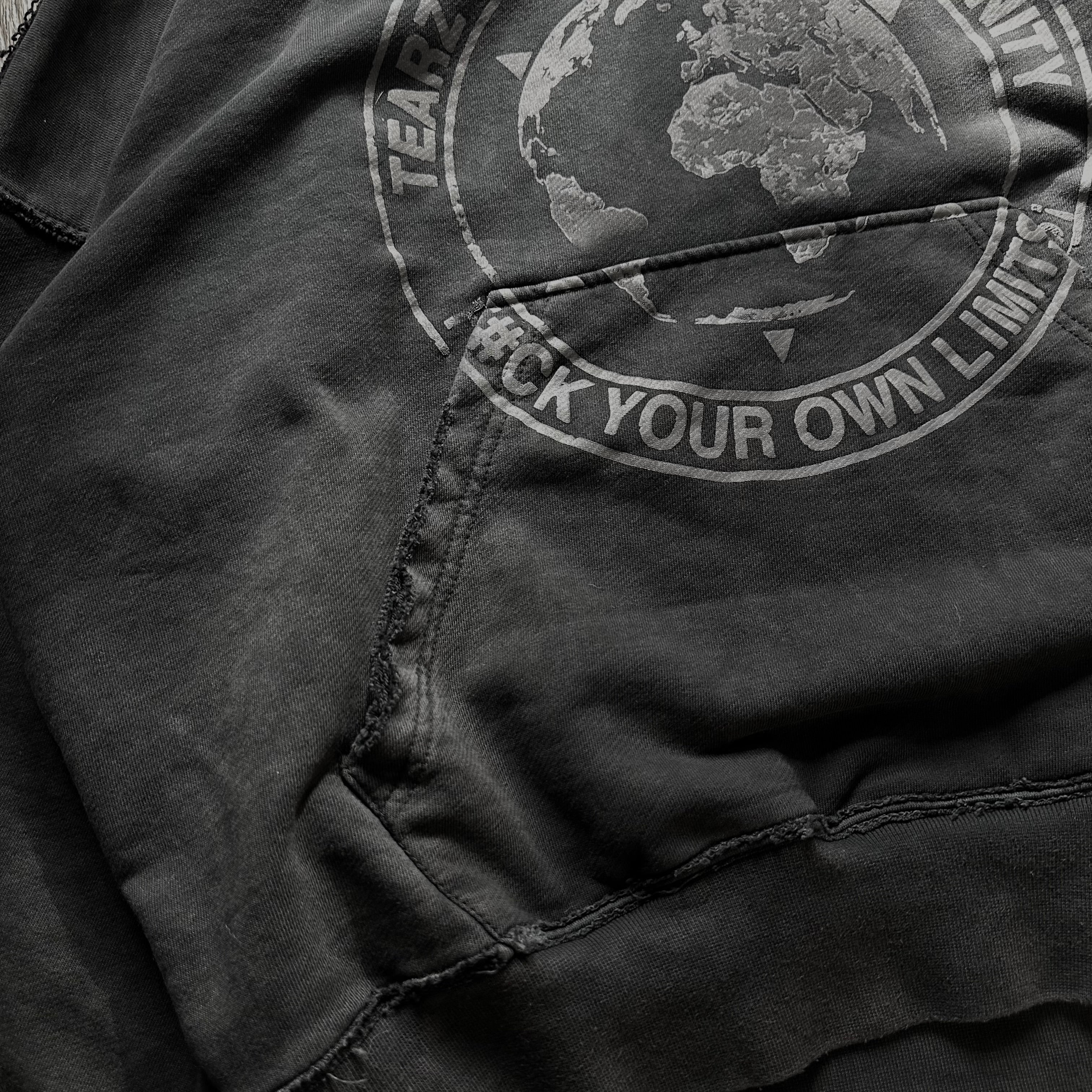 HOODIE "F*CK YOUR LIMITS"