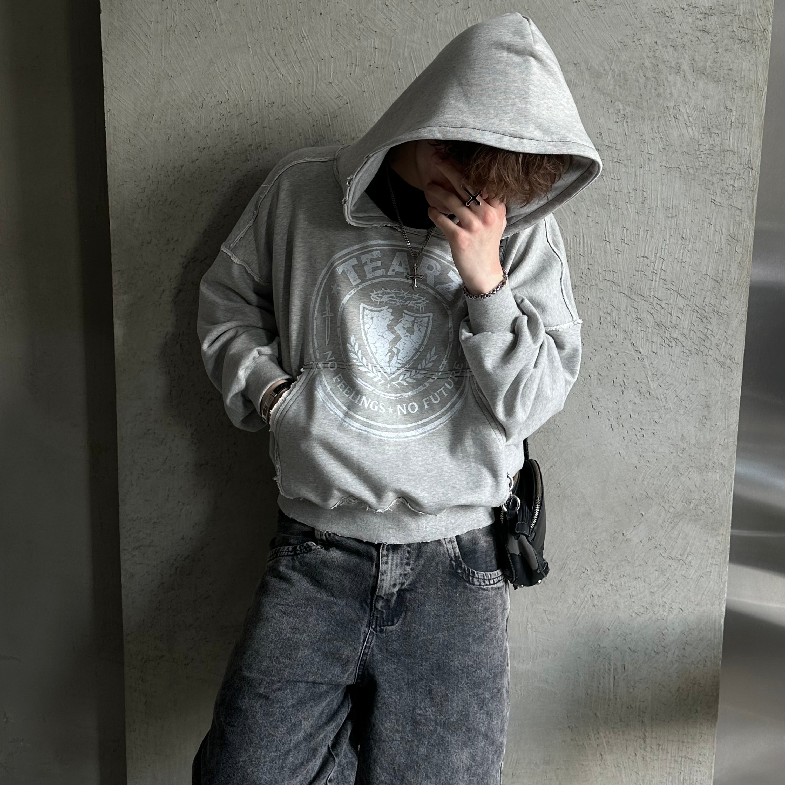 HOODIE "NO FEELINGS"
